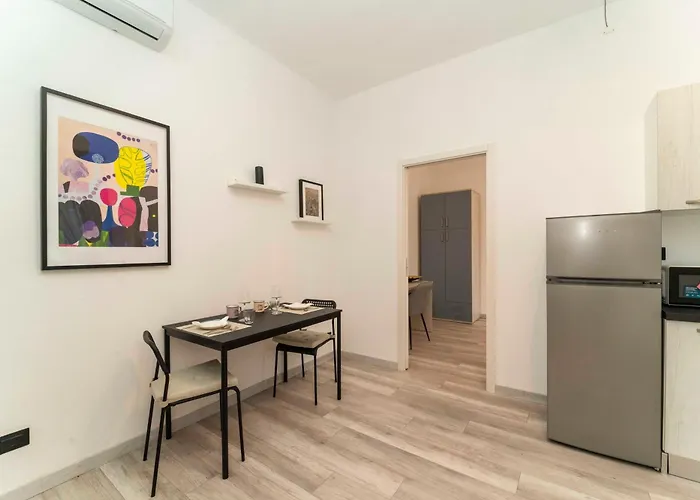 1 Homely Torino - Lingotto Fiere, Cto Hospital & Metro Spezia A 5\'
