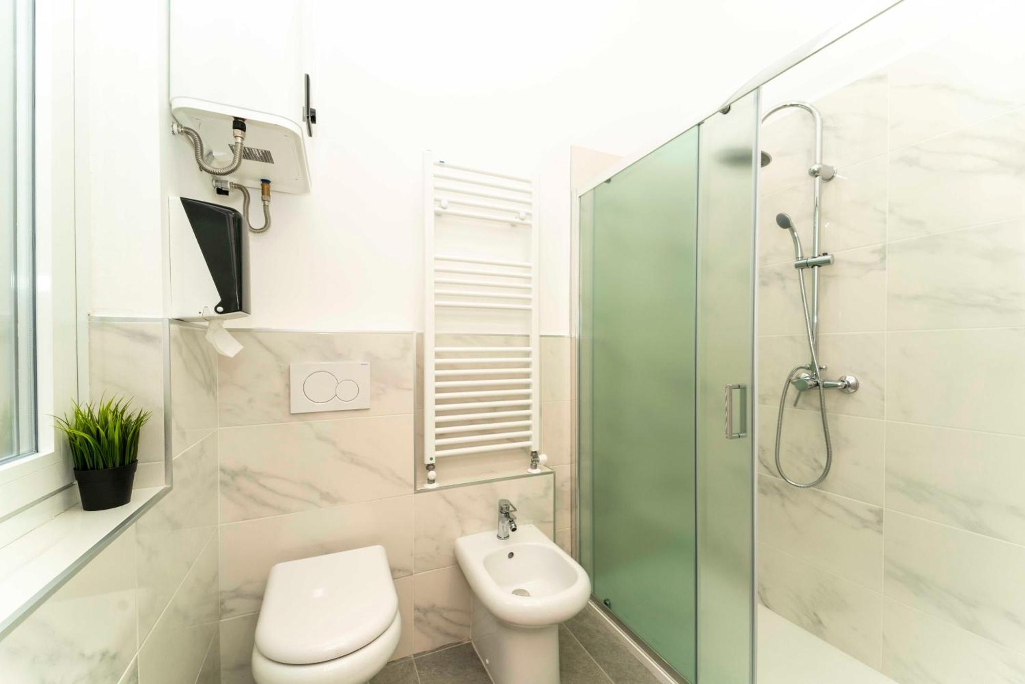 1 Homely - Lingotto Fiere, Cto Hospital & Metro Spezia A 5' Appartement